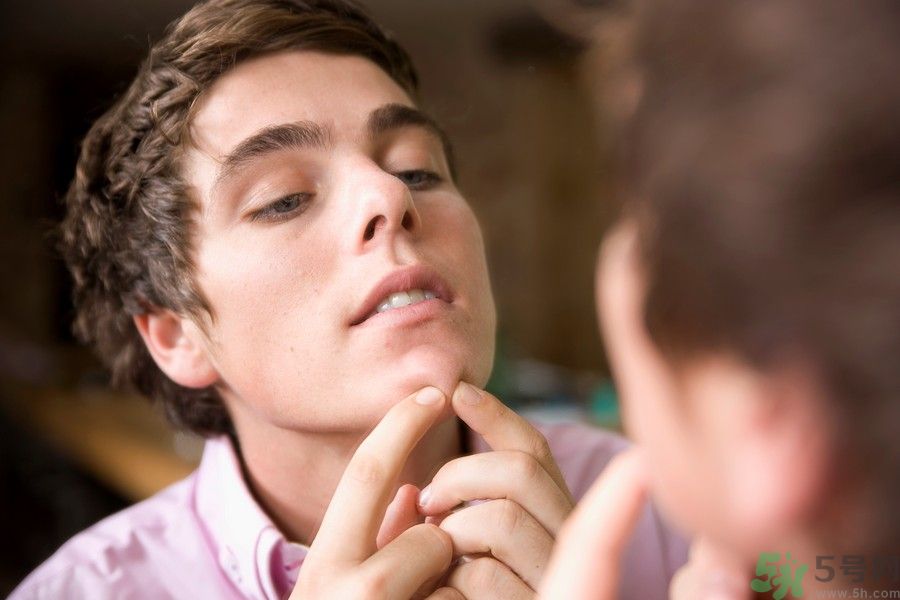 黑頭和螨蟲(chóng)是一樣嗎？黑頭和螨蟲(chóng)有什么區(qū)別？