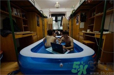 廣西學(xué)生把宿舍灌成泳池是哪個(gè)學(xué)校？廣西學(xué)生把宿舍灌成泳池怎么回事？