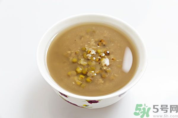 綠豆煮出來為什么是紅色的？怎么煮綠豆湯不發(fā)紅？