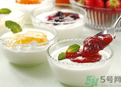 冰芬達喝酸奶一起喝嗎？冰芬達喝酸奶一起喝會怎么樣？