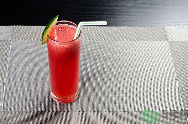 吃西瓜可以美容嗎？吃西瓜對皮膚有什么好處