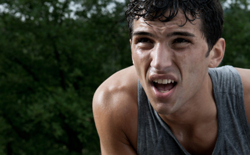 夏天有汗味怎么辦?夏天汗味怎么辦 夏天有汗味怎么辦?夏天汗味怎么辦