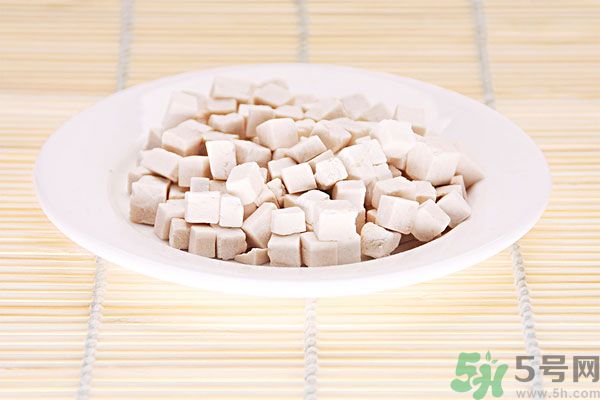 夏天吃茯苓好嗎？夏天吃茯苓有什么好處？