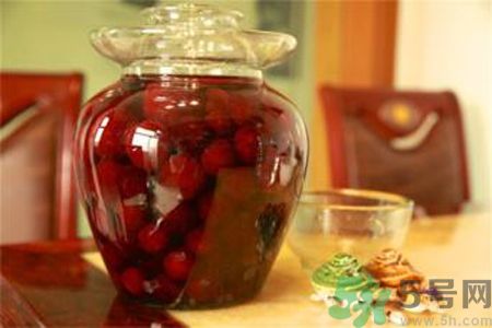 喝楊梅酒會(huì)醉嗎？楊梅酒喝多少比較好？