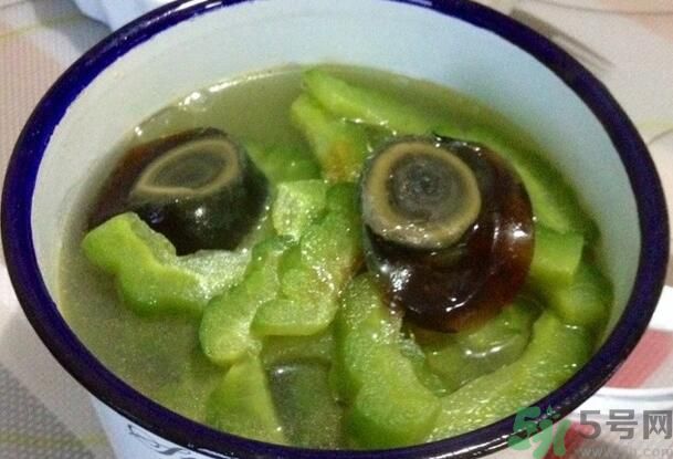 苦瓜和皮蛋一起吃能降火嗎？苦瓜能和皮蛋一起吃嗎？