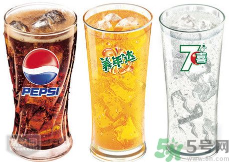 嗓子發(fā)炎可以喝可樂嗎？嗓子發(fā)炎喝可樂會怎么樣？