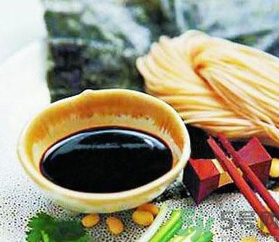 夏天醬油要不要放冰箱？醬油可不可以放冰箱？