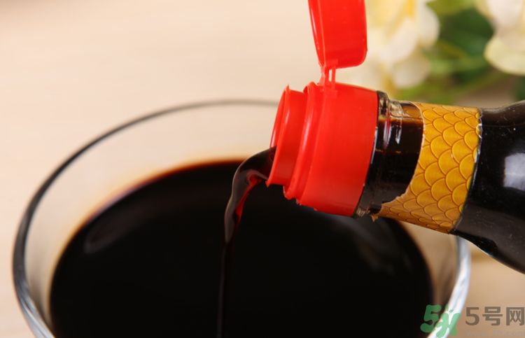 夏天醬油要不要放冰箱？醬油可不可以放冰箱？