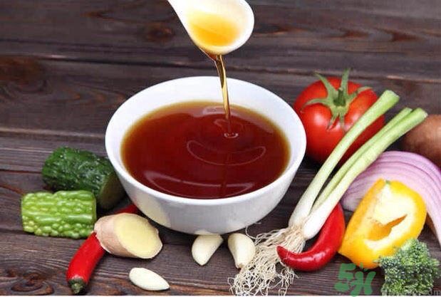 夏天小磨油要不要放冰箱？小磨油可不可以放冰箱？