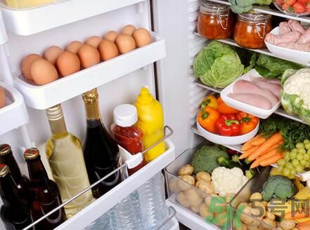 夏天小磨油要不要放冰箱？小磨油可不可以放冰箱？