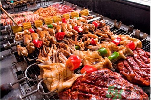 夏天擼串會(huì)痛風(fēng)嗎？夏天痛風(fēng)能擼串嗎？