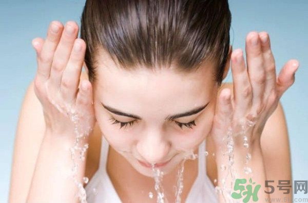 海鈺珍珠海藻柔膚水怎么樣？海鈺珍珠海藻柔膚水好用嗎？