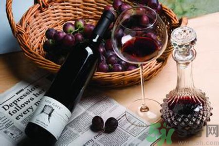 酸梅湯和紅酒可以一起喝嗎？酸梅湯和葡萄酒一起喝好嗎？