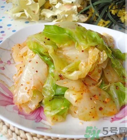 包菜可以生吃嗎？包菜可以涼拌嗎？