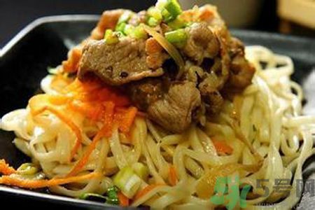 寶寶可以吃涼面嗎？寶寶多大可以吃涼面？