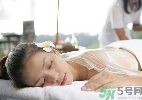 濕氣是怎么進(jìn)入身體的?濕氣是怎么排出體外的? 濕氣是怎么進(jìn)入身體的?濕氣是怎么排出體外的?