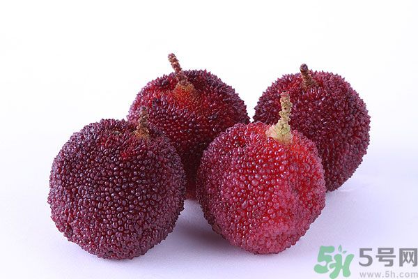 吃楊梅過(guò)敏怎么辦？楊梅過(guò)敏癥狀有哪些？