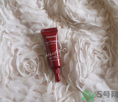 夢妝花顏凝時菁華眼霜好用嗎？夢妝花顏凝時菁華眼霜怎么樣？