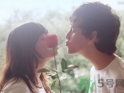 超八成男女有戀愛恐懼癥的原因是什么？戀愛恐懼癥的癥狀是什么？