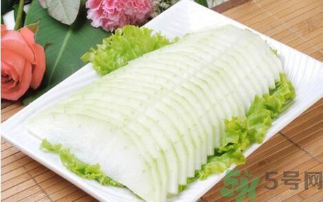 經(jīng)期可以吃冬瓜嗎？經(jīng)期吃冬瓜會(huì)不會(huì)肚子痛？