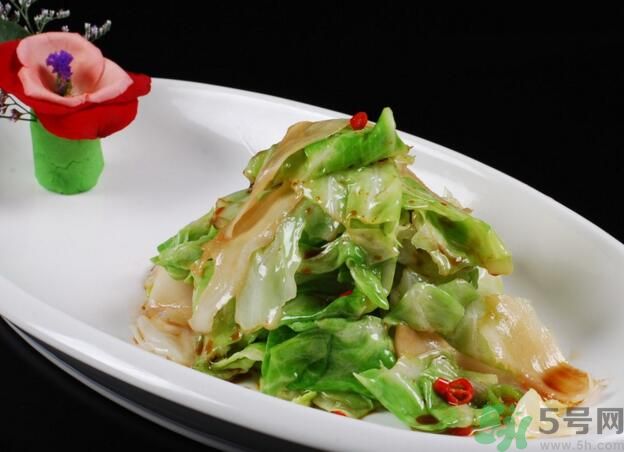 經(jīng)期可以吃包菜嗎？經(jīng)期吃包菜會(huì)肚子痛嗎？