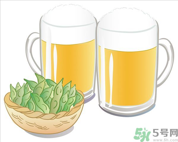 過(guò)期啤酒能喝嗎？過(guò)期啤酒喝了會(huì)怎么樣？