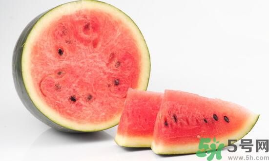 西瓜能和牛奶一起吃嗎？西瓜和牛奶一起吃好嗎？
