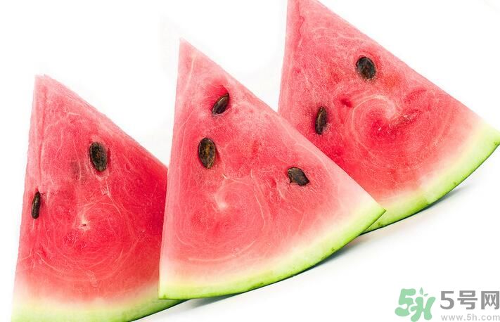 沙瓤西瓜怎么挑？怎么挑選西瓜？