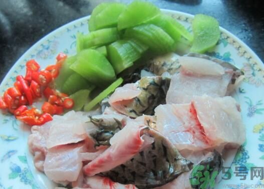 魚(yú)能和萵苣一起煮嗎？魚(yú)可以和萵苣一起吃嗎？