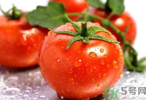 坐月子能吃生西紅柿？月子里能不能吃生的西紅柿？