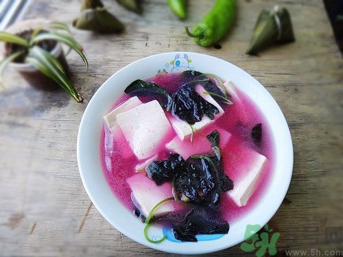 莧菜可以和豆腐一起吃嗎？莧菜能和豆腐一起吃嗎？