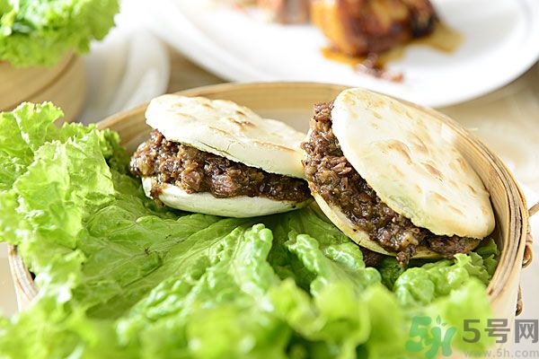 生菜在冰箱放久了能吃嗎？如何分辨生菜新不新鮮？