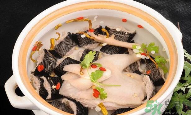 蛇肉上的寄生蟲怎么去除？蛇肉上有寄生蟲怎么辦？