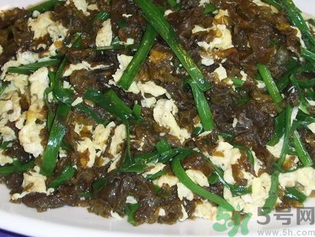 來月經(jīng)能吃地皮菜嗎?大姨媽來了可以吃地皮菜嗎? 來月經(jīng)能吃地皮菜嗎?大姨媽來了可以吃地皮菜嗎?