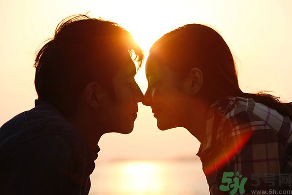 啪啪啪之后小腹痛怎么辦？啪啪啪后為什么會小腹痛？