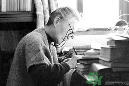 楊絳病逝 楊絳為什么被稱為先生？