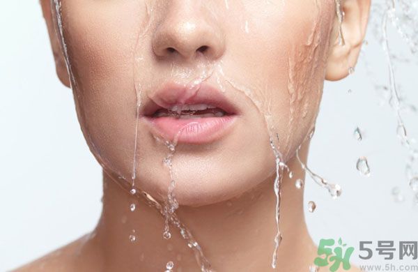 洗臉用什么醋最好？洗臉用白醋好還是米醋好？