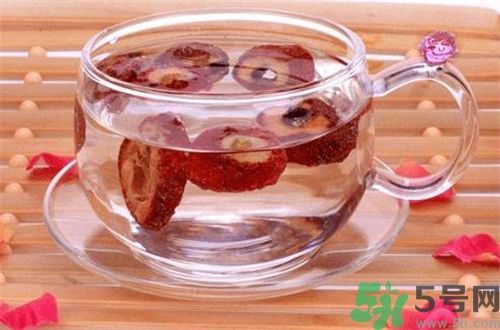山楂枸杞一起泡水喝好嗎？山楂枸杞一起泡水喝有什么好處？