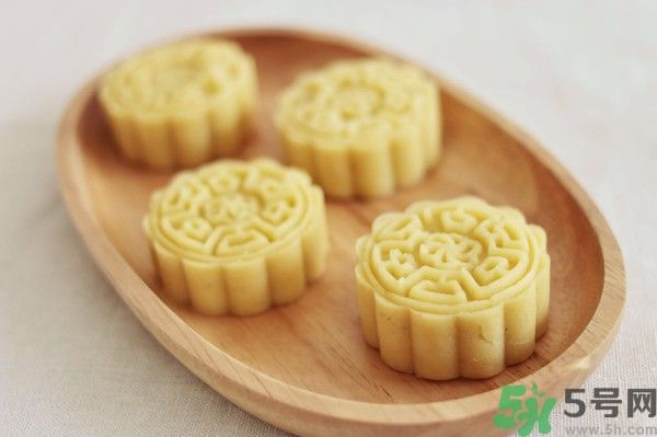 綠豆糕是熱性還是涼性？綠豆糕是涼性的嗎？