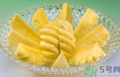 木瓜可以和菠蘿一起吃嗎？木瓜和菠蘿一起吃有什么影響？