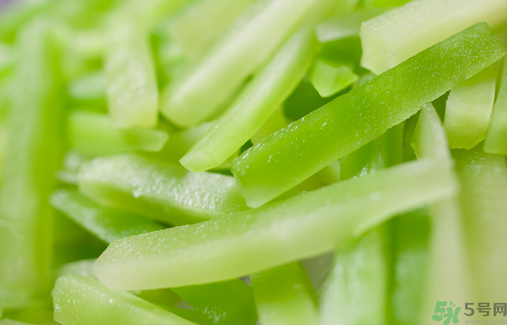 新鮮的萵筍怎么保存？削皮的萵筍怎么保存？