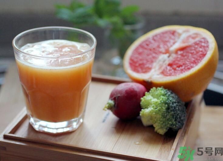 西蘭花可以榨汁嗎？西蘭花榨汁好喝嗎？