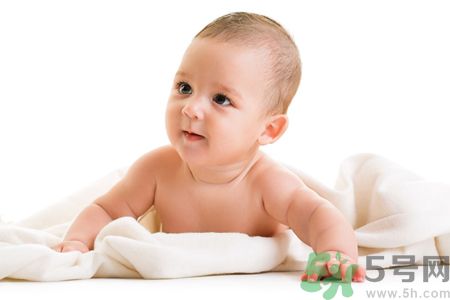 寶寶可以吃零食嗎？寶寶適合吃什么零食？