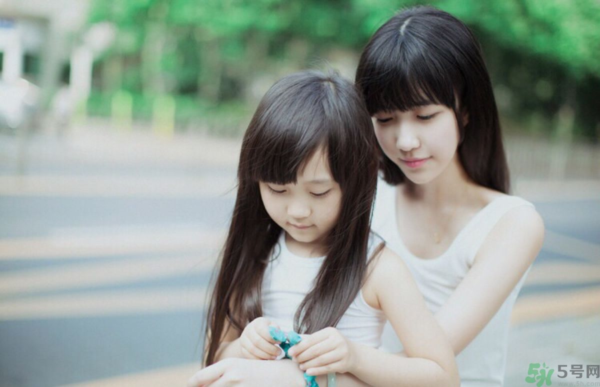 我為什么害怕別人看自己？我害怕別人看自己怎么辦？