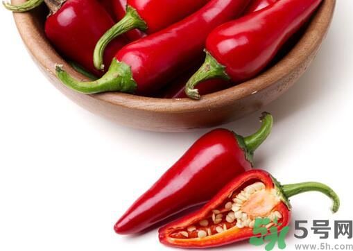 南瓜可以和辣椒一起吃嗎？南瓜辣椒一起吃好嗎？