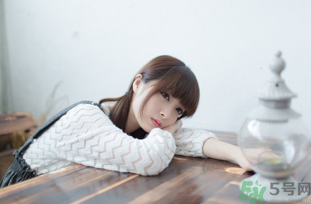 我為什么害怕別人看自己？我害怕別人看自己怎么辦？