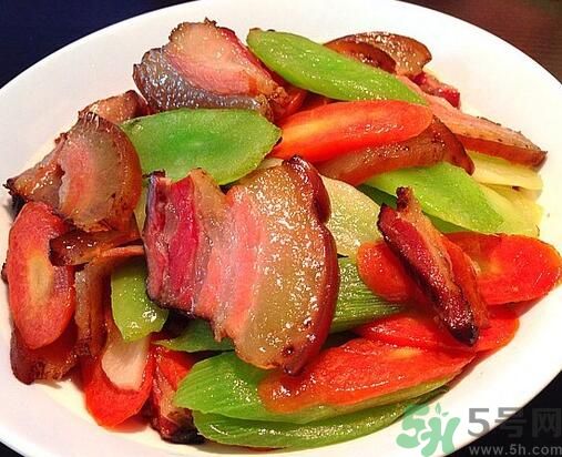 萵筍和臘肉一起炒好嗎？萵筍和臘肉一起吃好嗎？