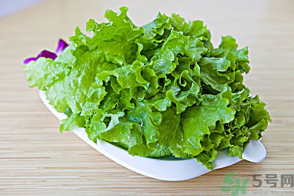 涼拌生菜放生抽還是老抽？涼拌菜放什么醬油好？