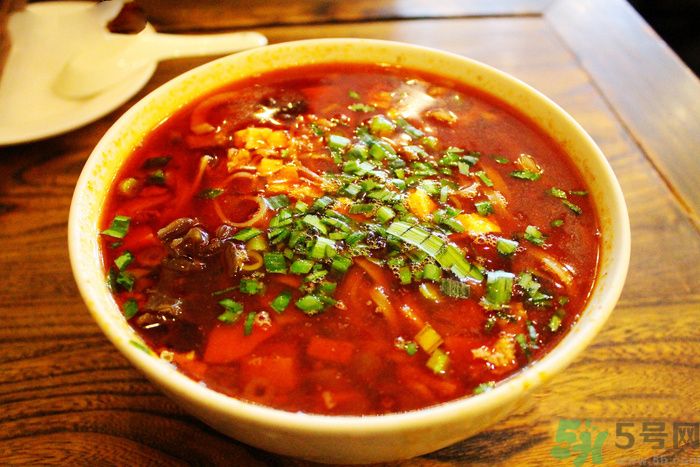 臊子面的熱量是多少？吃臊子面容易長胖嗎？