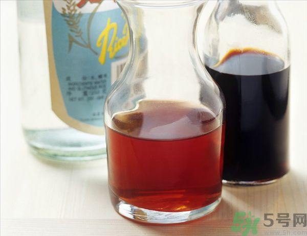 米醋直接擦臉可以嗎？米醋直接喝好嗎？